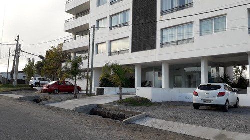 Apartamento En Venta De 1 Dormitorios (ref: Iea-1259)