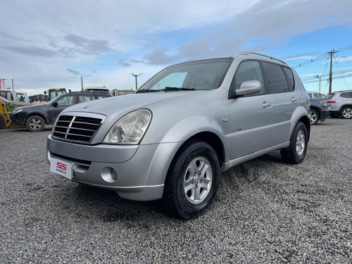 Ssangyong Rexton 2.7 Hdi 4x4 At 2012