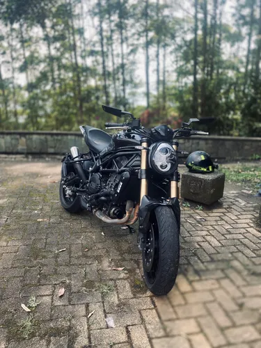 Benelli 752s