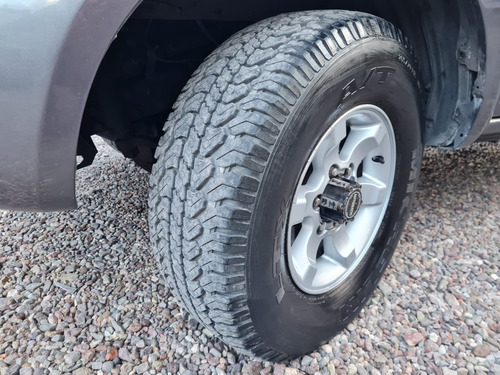 Imagen 5 de 10 de Nissan Frontier 4x4 2.8 Se 2007