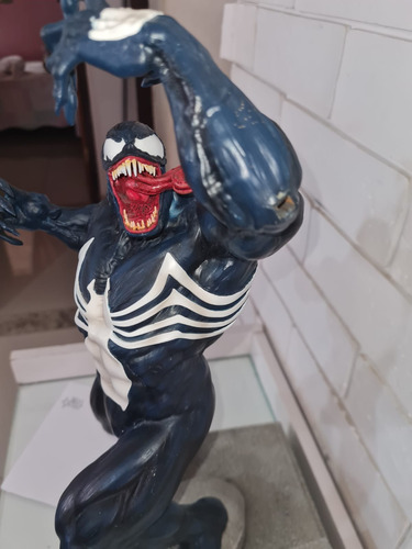 Spider Man Venom Iron Studios Com Detalhe Leia A Descrição (Usado)