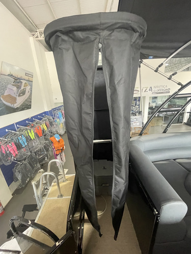Catamara Pontoon Vcat 750 Ano 2021