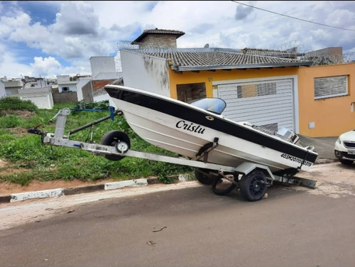 Imagem 2 de 4 de Lancha 70hp