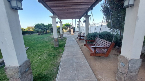 Departamento En Primera Línea Con Vista Al Mar. 2d+2b.
