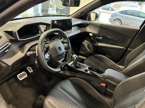 Peugeot 2008 1.0T Gt