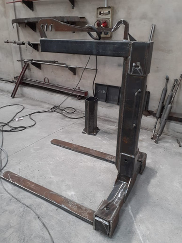 Imagen 4 de 4 de Percha Porta Pallet Nuevos!!