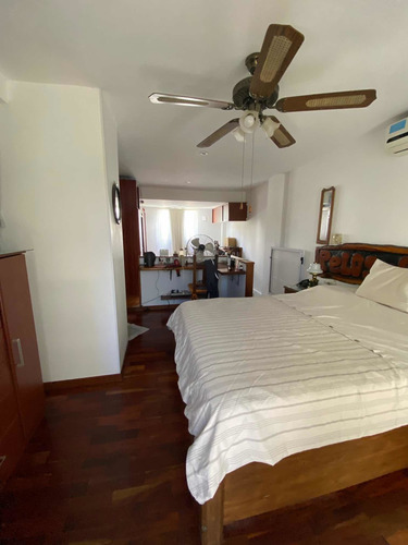 Imagen 11 de 18 de Duplex Por Ascensor En Venta Calle 10 Y 60 Al Frente