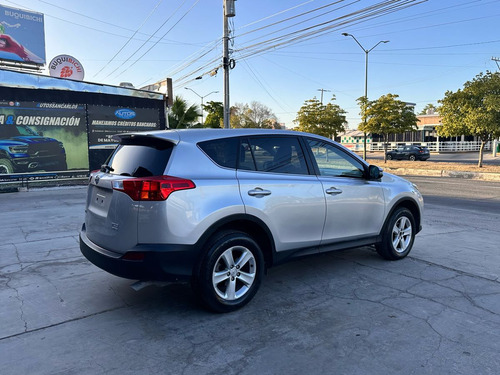 Toyota RAV4 2.5 Xle L4/ At