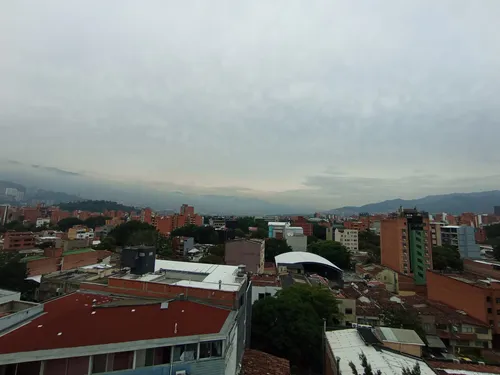 Arriendo Apartaestudio En Laureles