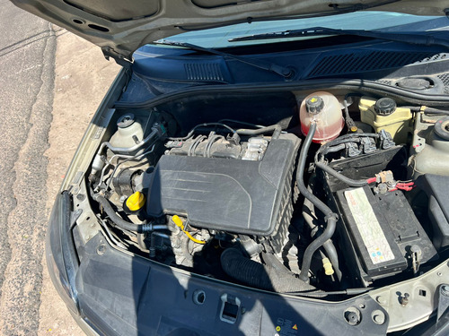 Renault Clio 1.2 Mio Confort Plus Abs Abcp