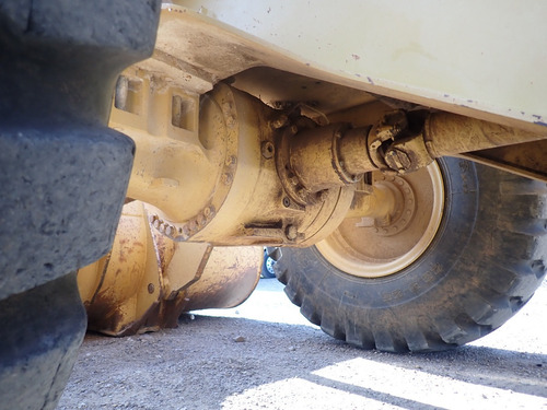 Cargador Frontal Caterpillar 938g 4x4 Año 2005 Gm108026