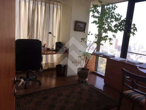 Imagen 9 de 28 de Venta Oficina Santiago Miraflores 300mt2 2 Roles 14 Privados