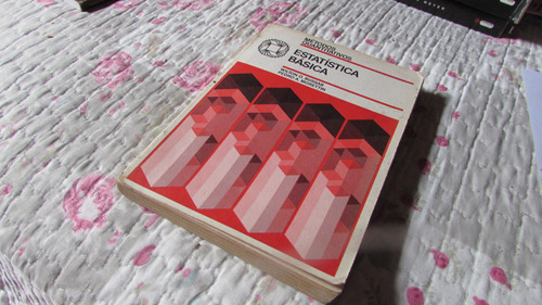 Estatística Básica (métodos Quantitativos) Autor: Wilton O. Bussab E Pedro A. Morettin (Usado)