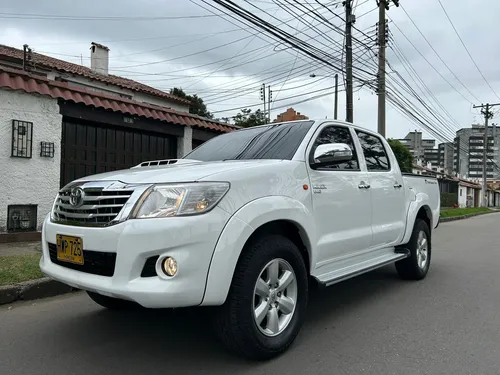 Toyota Hilux 2.5 Mt Diesel 4x2