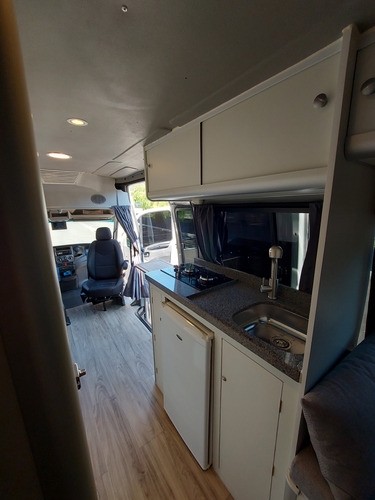 Motorhome Iveco Daily 8 Passageiros Cnh-b
