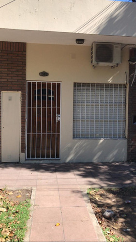 Ph En Alquiler - 2 Amb | Bernal Oeste.