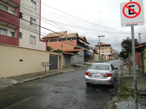 Imagem 24 de 25 de Casa À Venda, 3 Quartos, 1 Suíte, 6 Vagas, Novo Riacho - Contagem/mg - 21199
