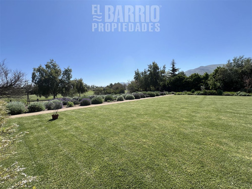 Casa En Venta De 3 Dorm. En Colina