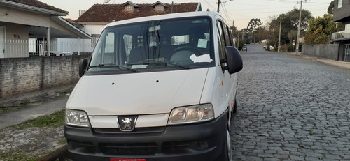 Peugeot Boxer Minibus 2014 2.3 Hdi 330m Médio 15l 5p