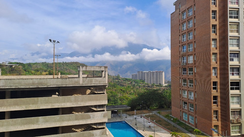 Venta Espectacular Apartamento En Parque Caiza Bv