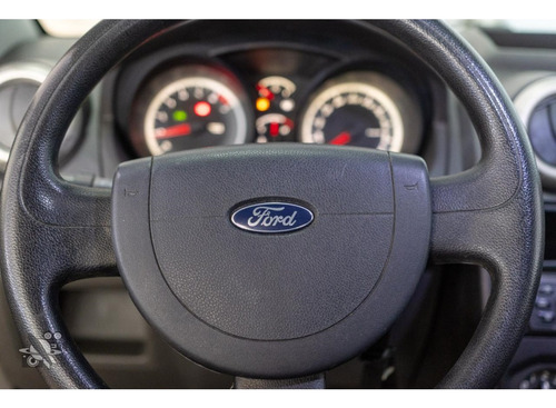 Ford Fiesta 1.6 ROCAM HATCH 8V FLEX 4P MANUAL