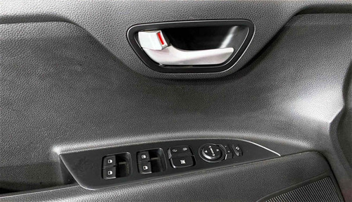 Imagen 8 de 15 de 112133 - Kia Kia Rio Sedan 2018 Con Garantía