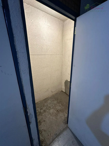 Bodega 1,9 M2 Arriendo Nueva De Lyon - Providencia