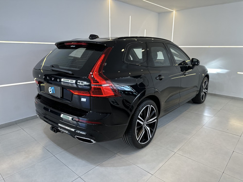 Volvo XC60 2.0 T8 HYBRID R-DESIGN AWD GEARTRONIC
