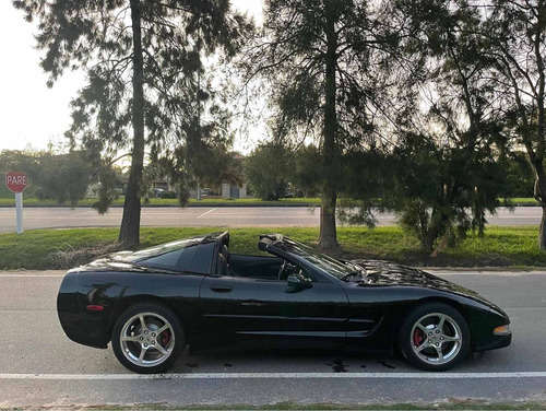 Imagen 12 de 16 de Chevrolet Corvette Targa V8 Manual 6ta.