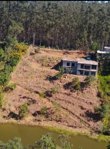 Chácara Com Bela Casa E Lagoa