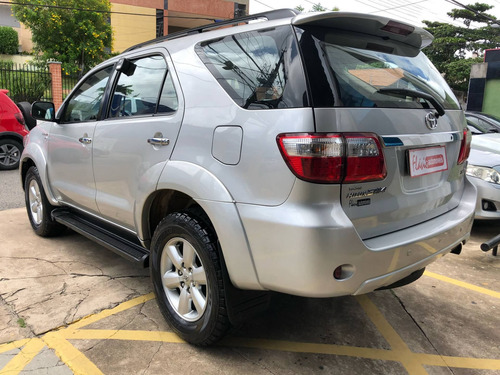 Toyota Hilux Sw4 3.0 Srv 4x4 7 Lugares 16v Turbo