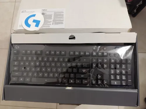 Teclado Logitech G213 (Usado)