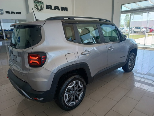 Imagen 7 de 17 de Renegade Trailhawk 4x4 T270 My23 Fmd