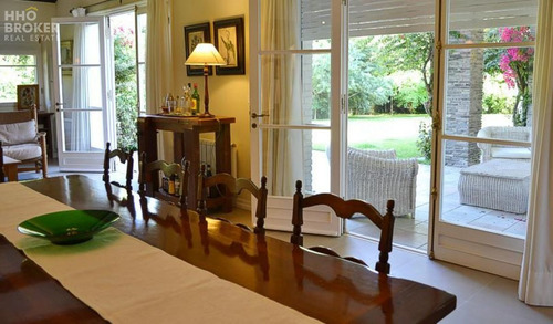 Imagen 8 de 30 de Hermosa Casa En Venta Y Alquiler En El Corazón De San Rafael - Punta Del Este - Punta Del Este San Rafael