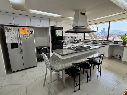 Departamento En Venta, En Lomas Anáhuac