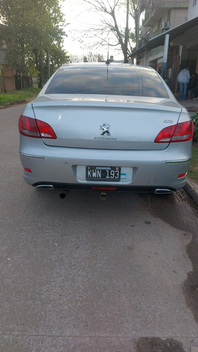 Peugeot 408 2.0 Allure 143cv