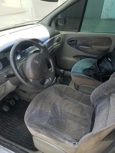 Renault Scenic 1.6 16v Expression Hi-flex 5p