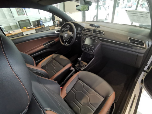 Volkswagen Saveiro 1.6 Cross Gp Cd 101cv