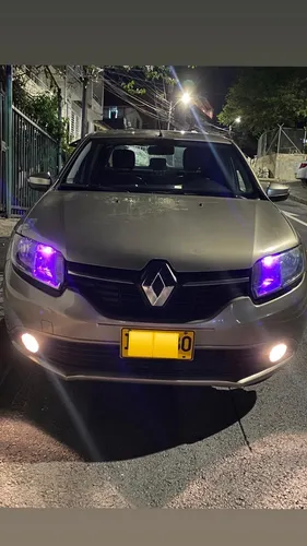 Renault Logan 1.6 Privilege / Intens