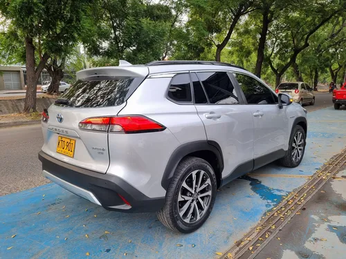 Toyota Corolla Cross Seg Hybrida 2022 At