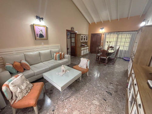Venta Casa Impecable En Ciudad Evita - Apto Credito -