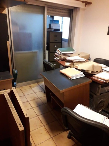 Imagen 9 de 11 de Oficina En Venta En Moron Centro