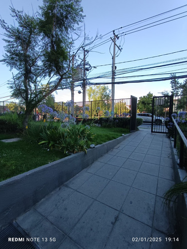 Recién Remodelado, Con Estacionamiento Y Bodega