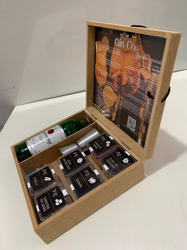 Imagem 6 de 10 de Kit Gin Tônic Tanqueray 275ml 6 Especiarias+ Dosador+brindes