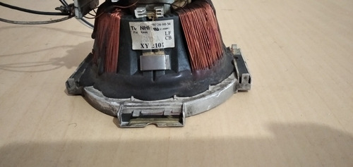 Imagen 1 de 5 de Yugo Para Tv Parker 21