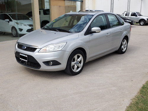 Ford Focus Exe Ghia 2.0 4 Puertas Con Gnc 2011