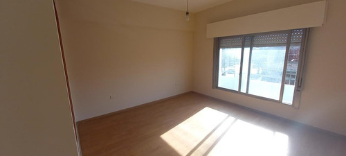 Imagen 15 de 24 de Depto Ph Con 4 Dormitorios, Garage Y Amplia Terraza - Beruti Al 100 - Quilmes Oeste
