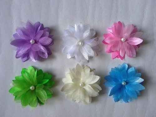 Imagen 3 de 4 de Flores De Tela Raso Y Organza Estilo Loto 5cm