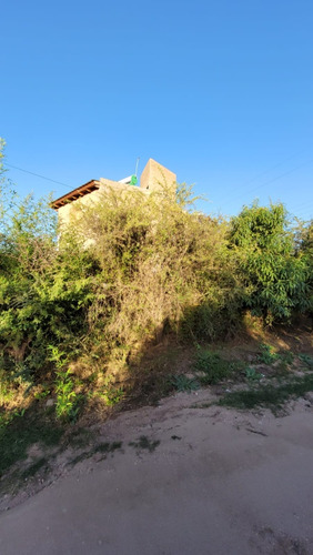 Terreno En Esquina Barrio Valenti