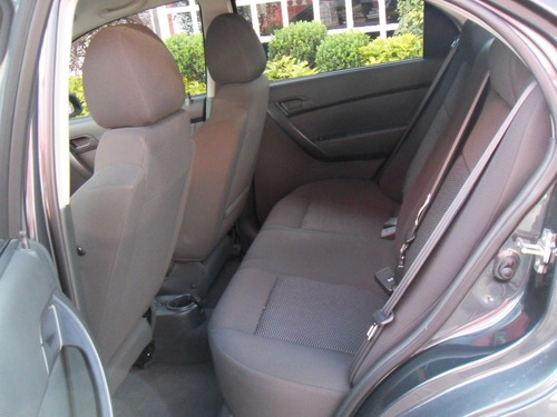 Imagen 12 de 15 de Chevrolet Aveo 1.6 Lt Mt Sedán 2016
